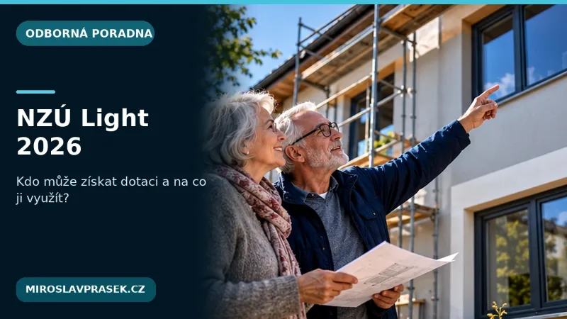 Starší manželé sledují probíhající zateplení rodinného domu s novými okny